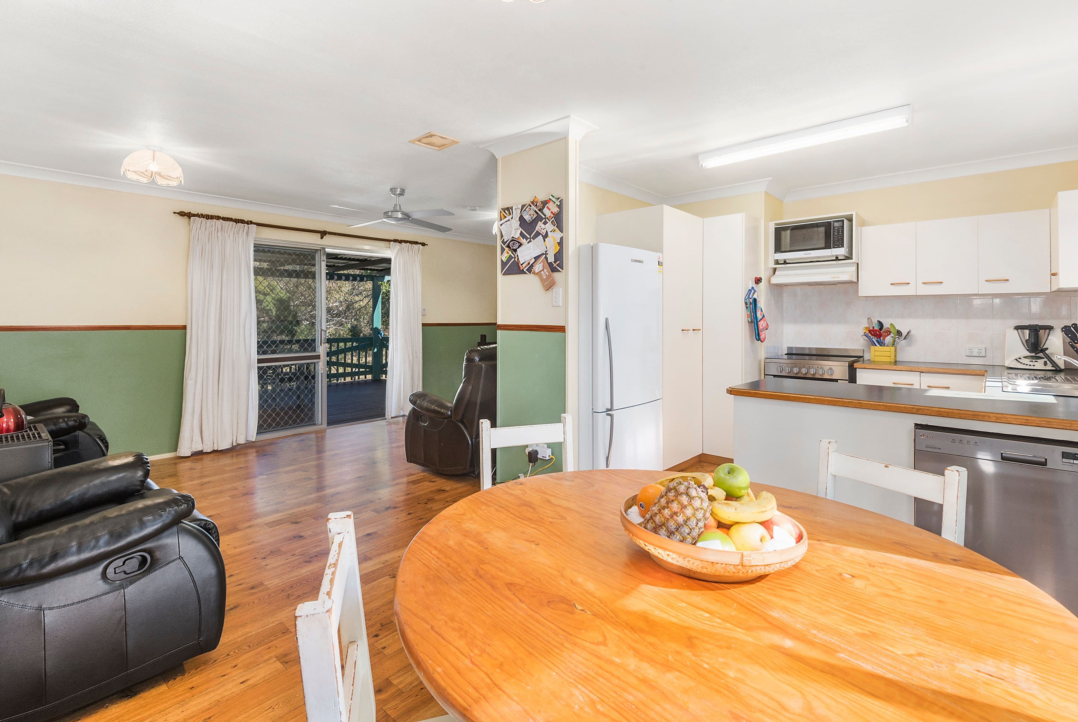 12609 New England Highway, Top Camp QLD 4350, Top Camp - Thumbnail 5