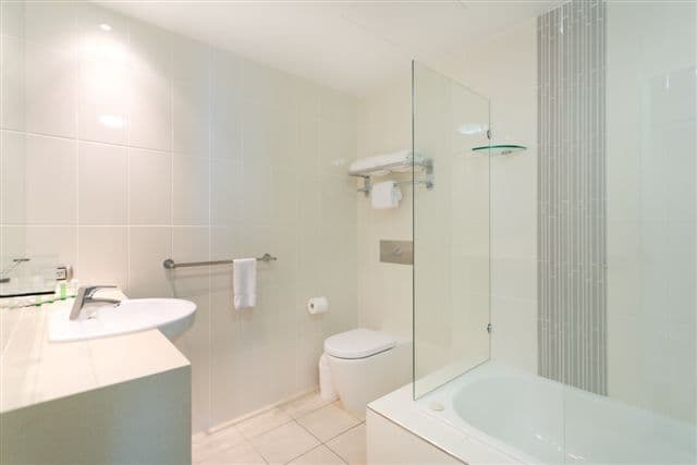 3018 Surfers Paradise Boulevard, SURFERS PARADISE QLD 4217, Surfers Paradise - Thumbnail 8