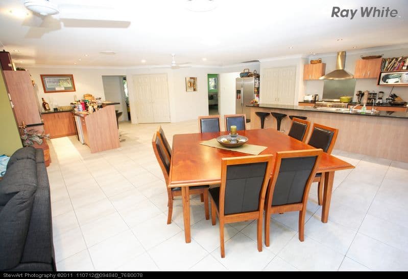 6 Rosedale Drive, WONDUNNA QLD 4655, Wondunna - Thumbnail 6