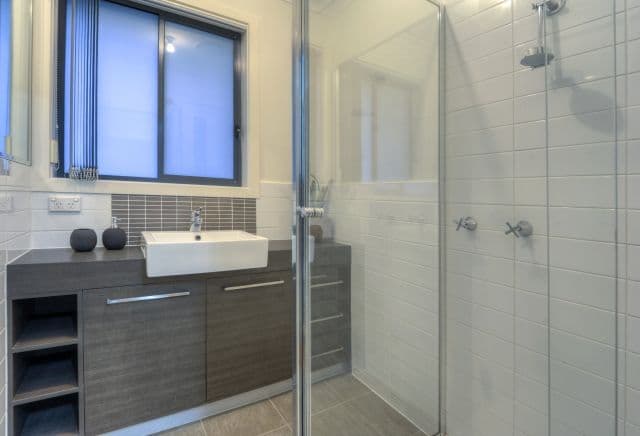 16 Yarra Avenue, RESERVOIR VIC 3073, Reservoir - Thumbnail 6