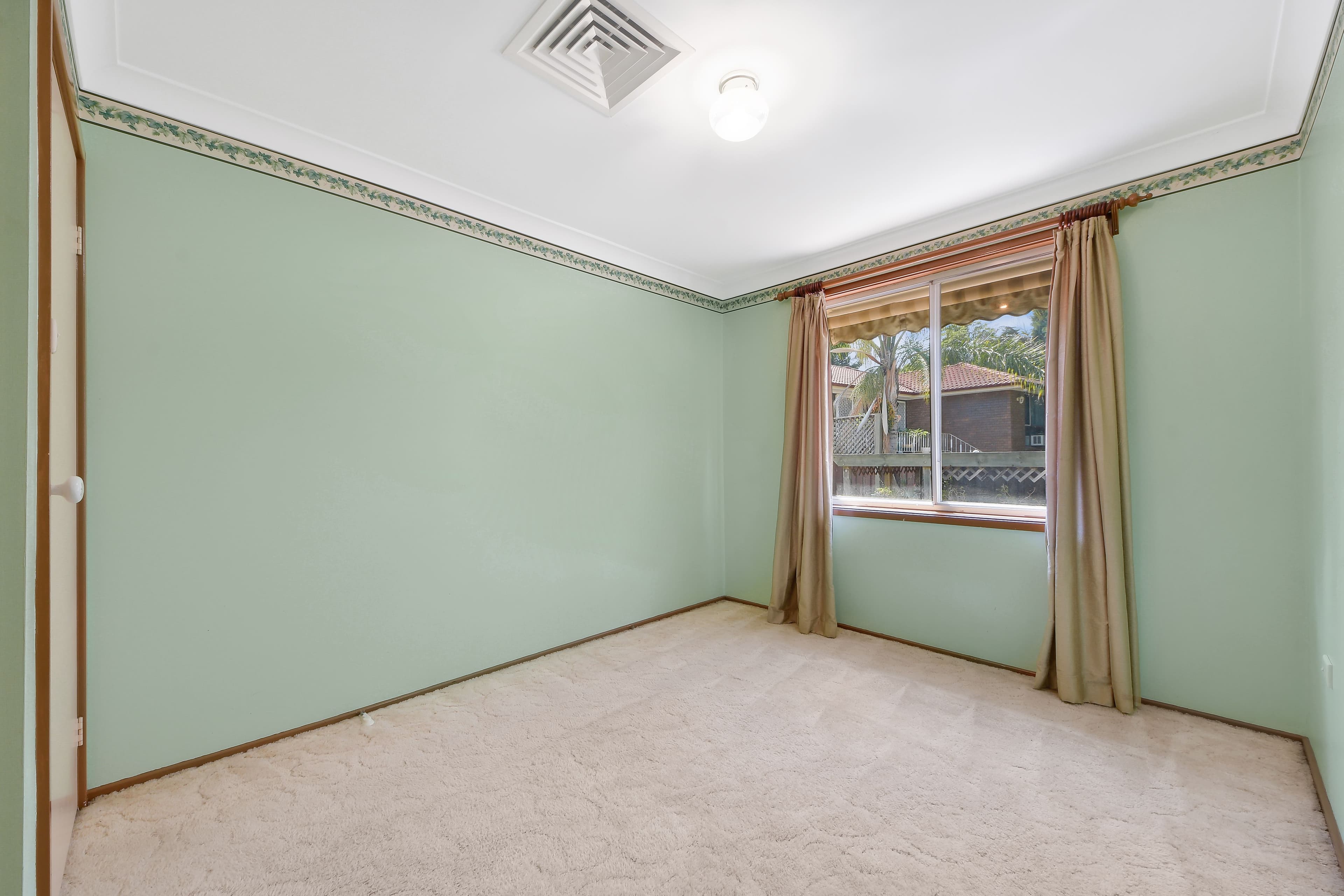 Minto NSW 2566, Minto - Thumbnail 6