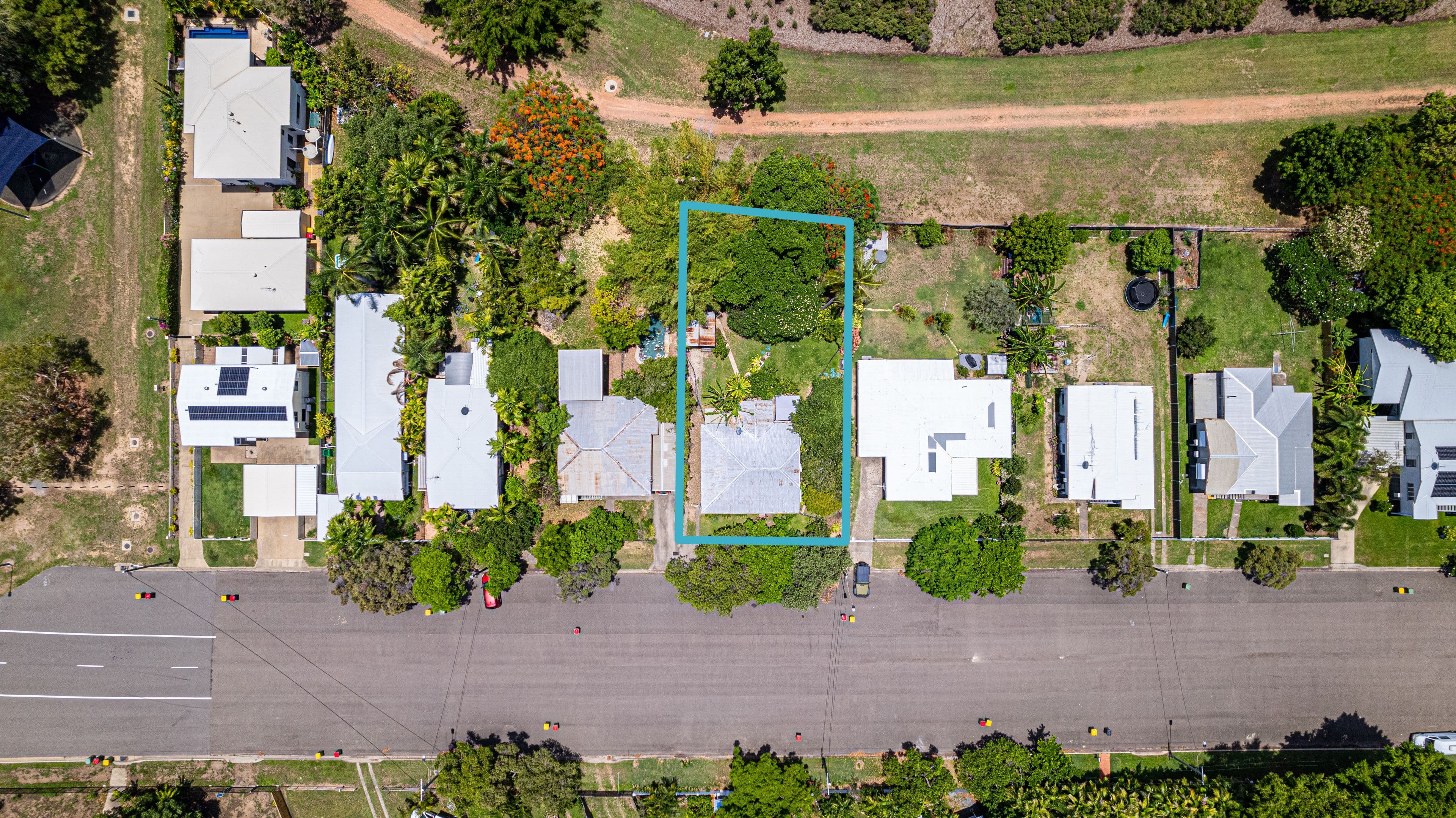 18 Flowers Street, Railway Estate QLD 4810, Railway Estate - Thumbnail 2