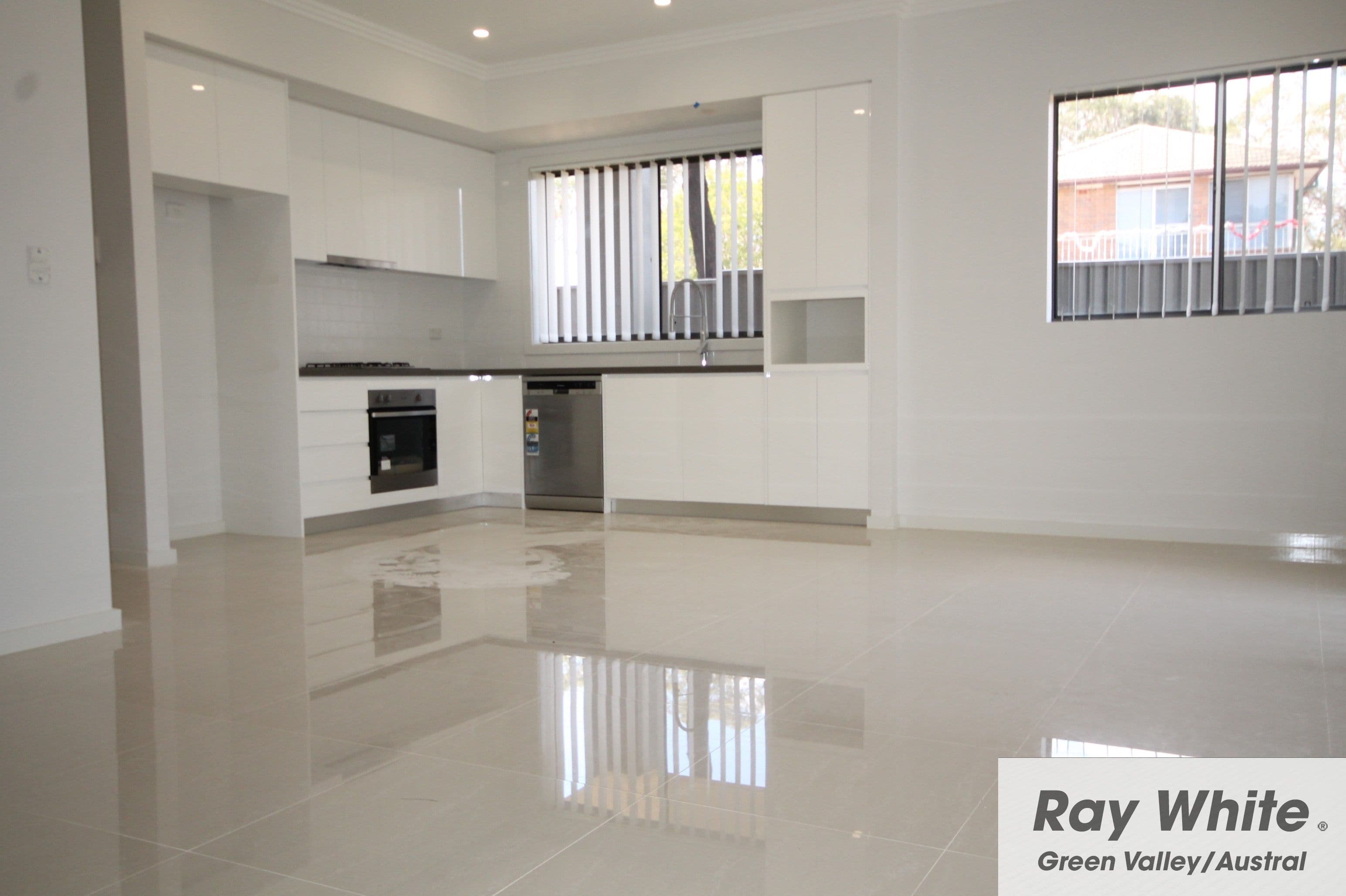 128 South Liverpool Road, Busby - Thumbnail 4