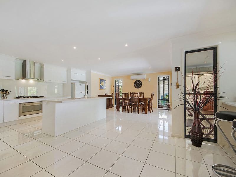 64 Regatta Avenue, OXENFORD QLD 4210, Oxenford - Thumbnail 4