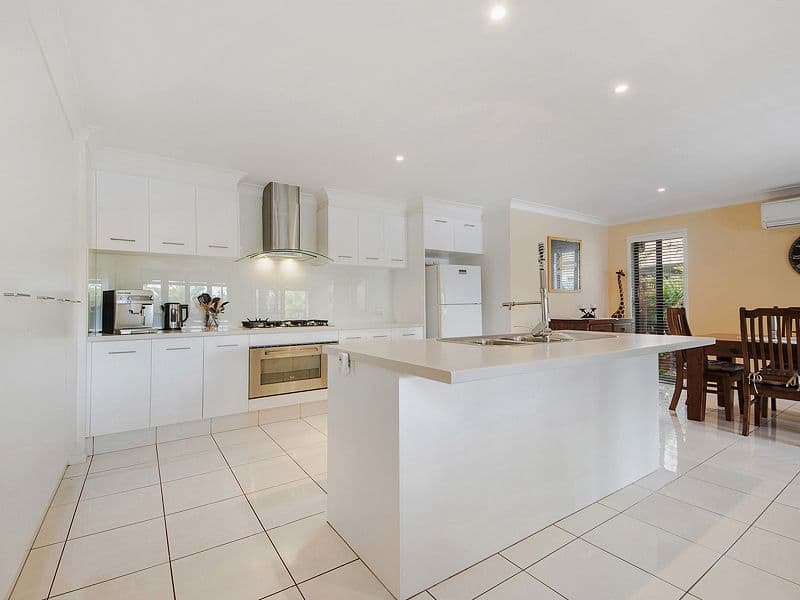 64 Regatta Avenue, OXENFORD QLD 4210, Oxenford - Thumbnail 6