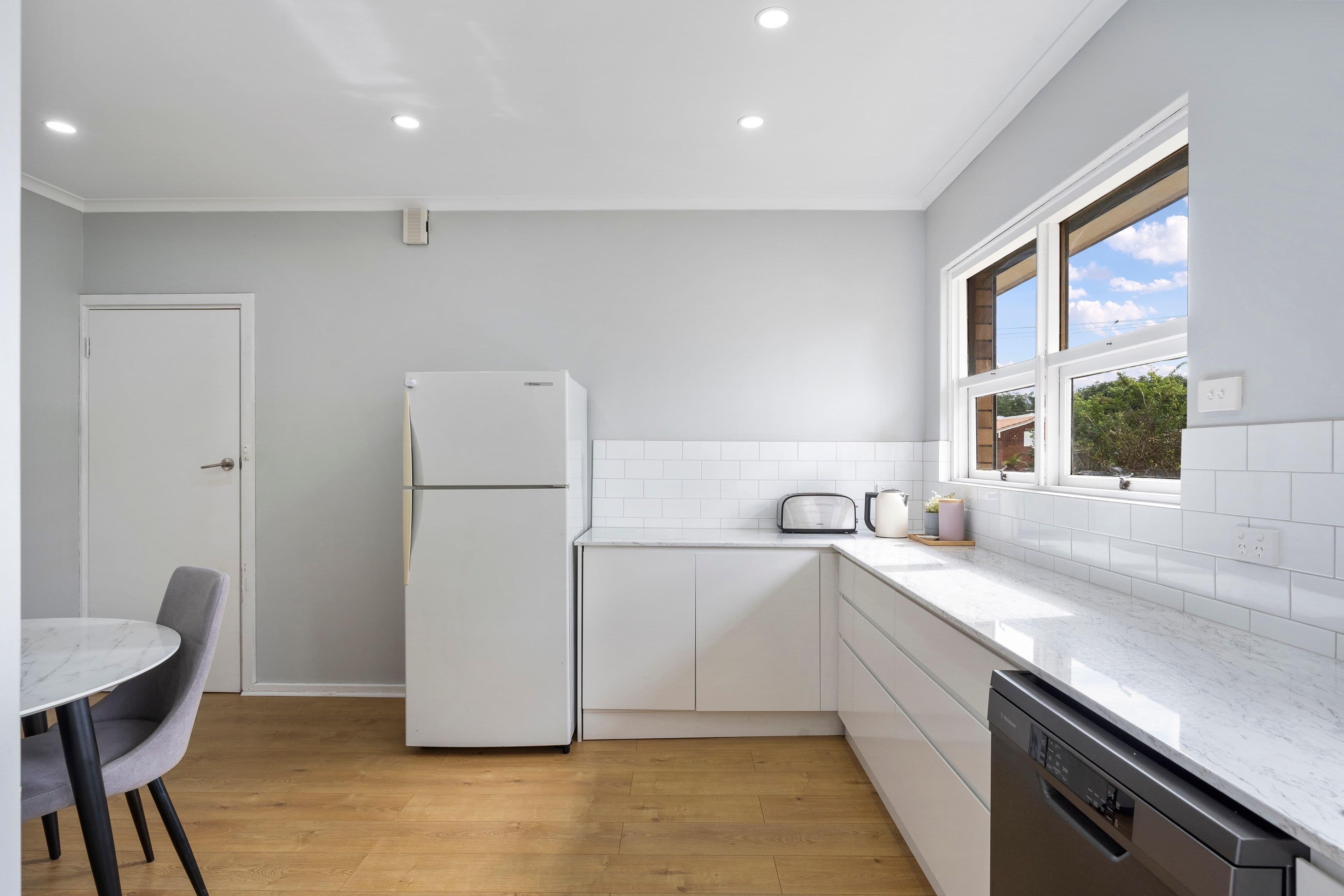 19 Nickels Avenue, Park Holme SA 5043, Park Holme - Thumbnail 4