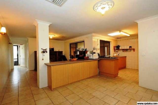 7 Hoyton Place, PARMELIA WA 6167, Parmelia - Thumbnail 7