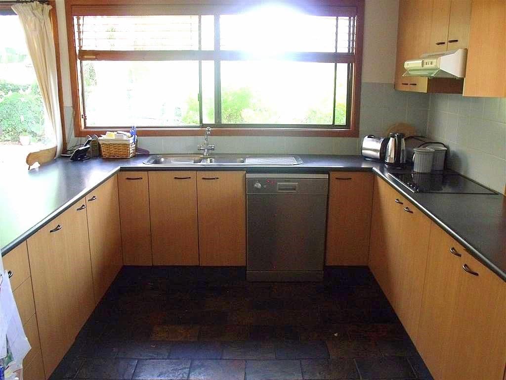 3 Howlett Close, CHIPPING NORTON NSW 2170, Chipping Norton - Thumbnail 4