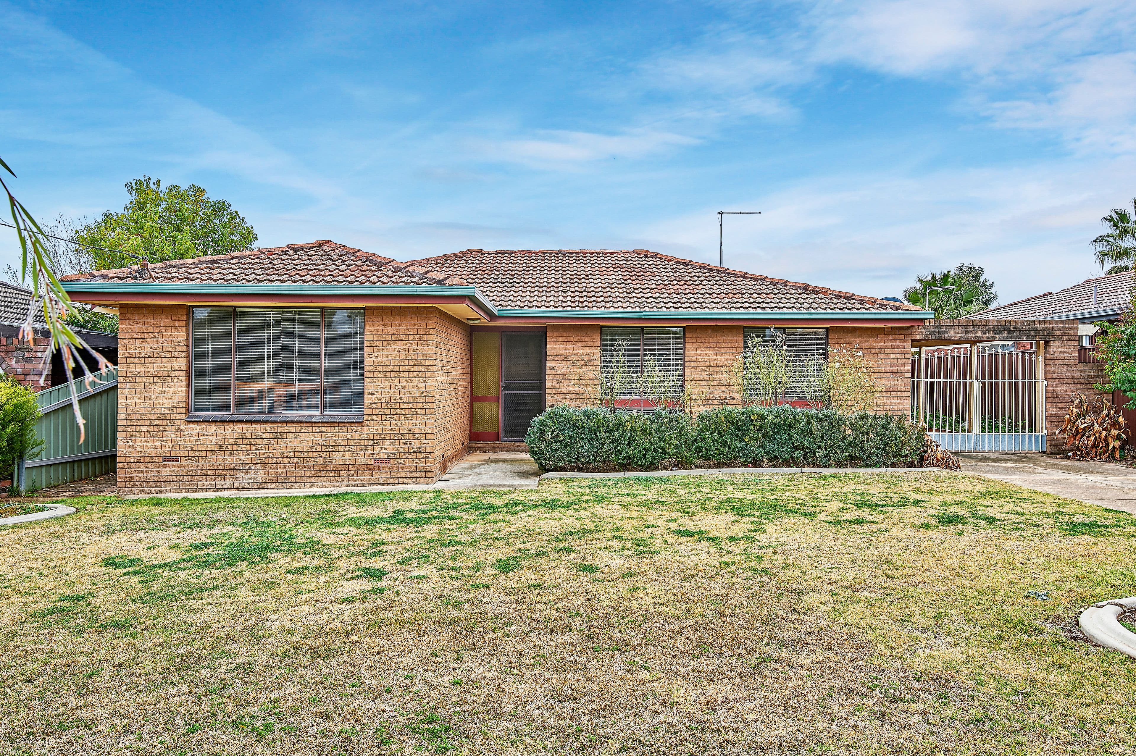 43 Crawford Street, Ashmont - Thumbnail 2