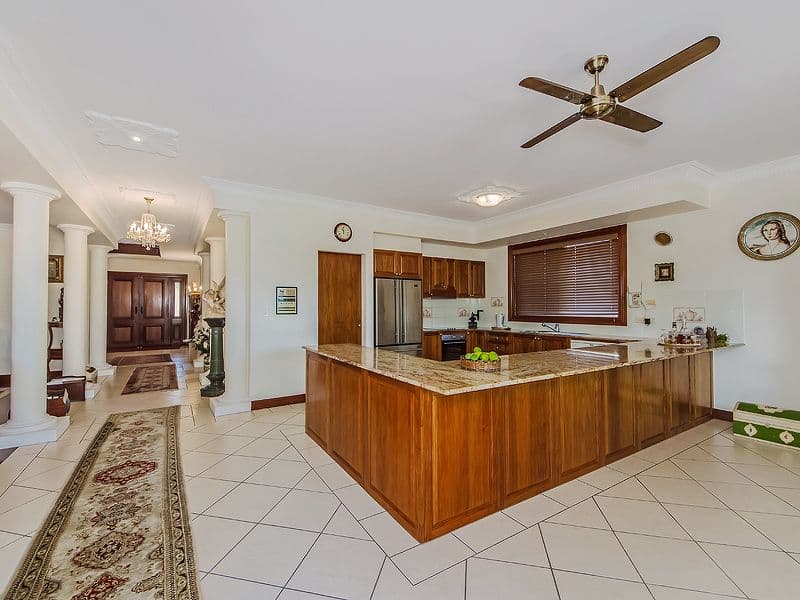 140 Campbell Street, SORRENTO QLD 4217, Sorrento - Thumbnail 6