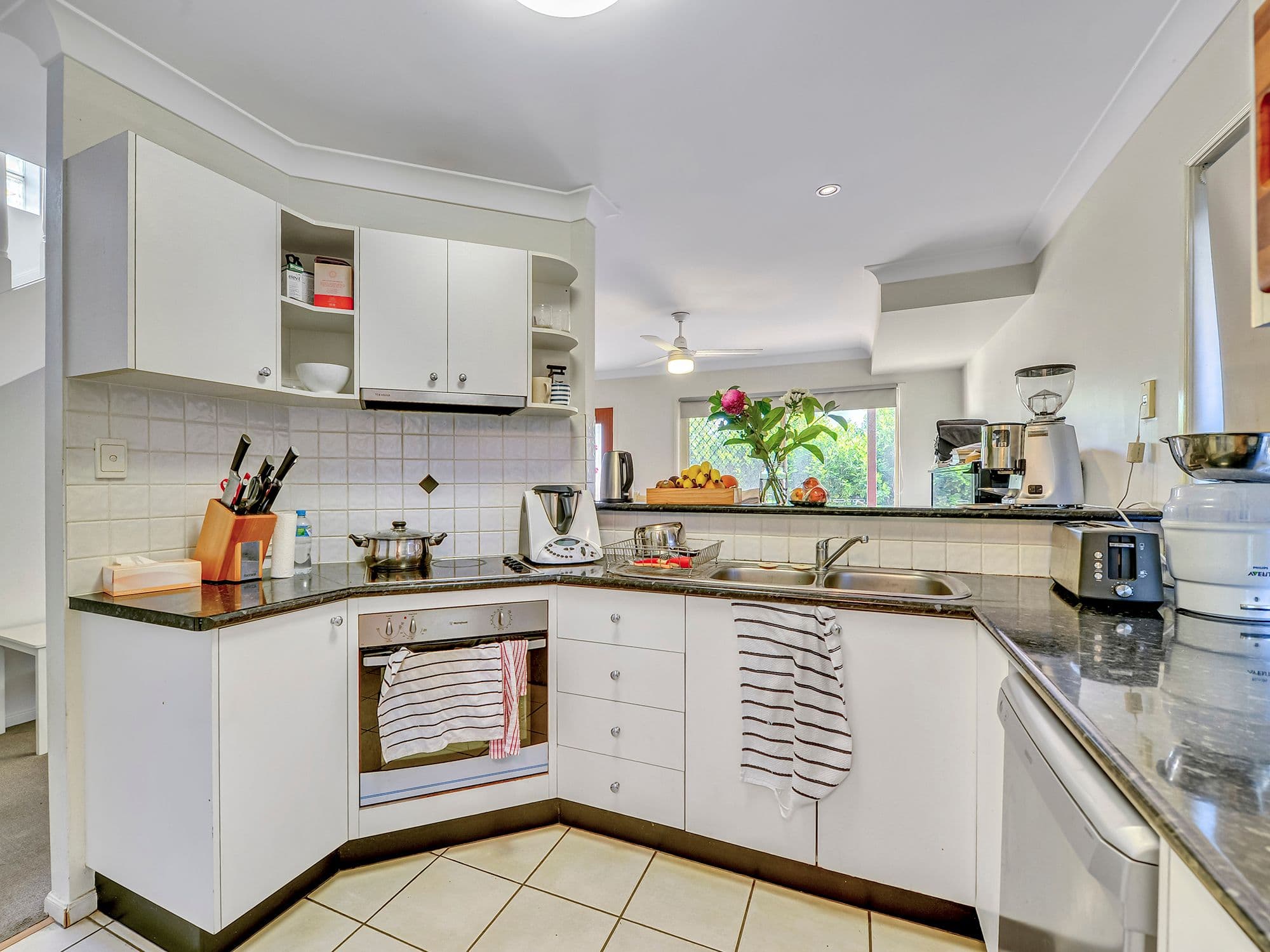 55 Latham Street, Chermside QLD 4032, Chermside - Thumbnail 4