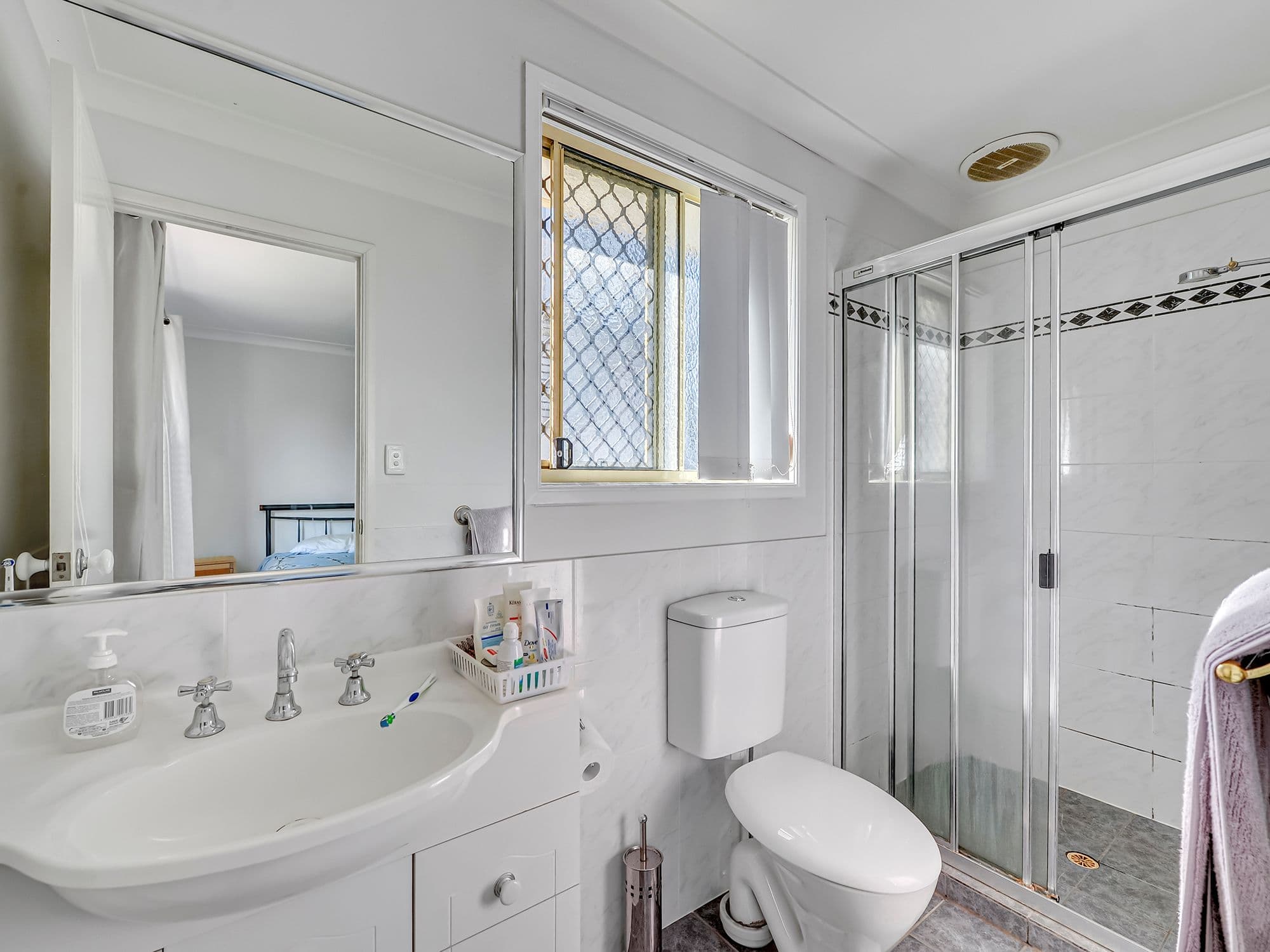 55 Latham Street, Chermside QLD 4032, Chermside - Thumbnail 7