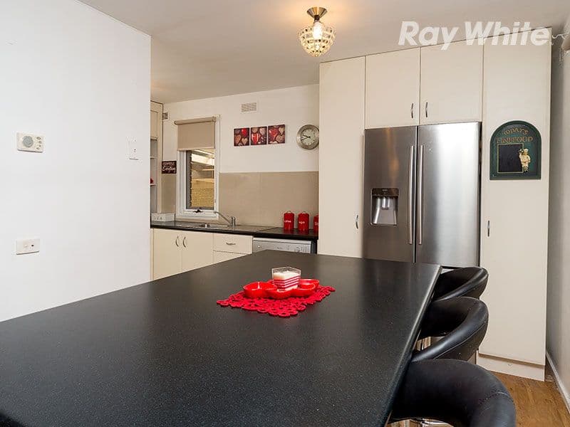 96 Redlands Road, COROWA NSW 2646, Corowa - Thumbnail 5