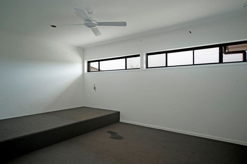 15 Buchanan Circuit, OXENFORD QLD 4210, Oxenford - Thumbnail 8