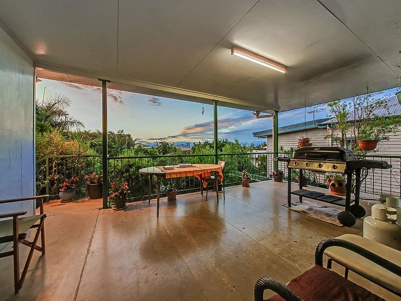 81 City View Road, CAMP HILL QLD 4152, Camp Hill - Thumbnail 2