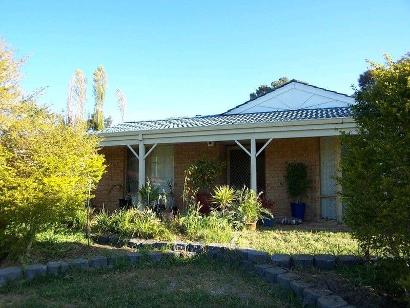 24 rootes Road, LESMURDIE WA 6076, Lesmurdie - Thumbnail 3