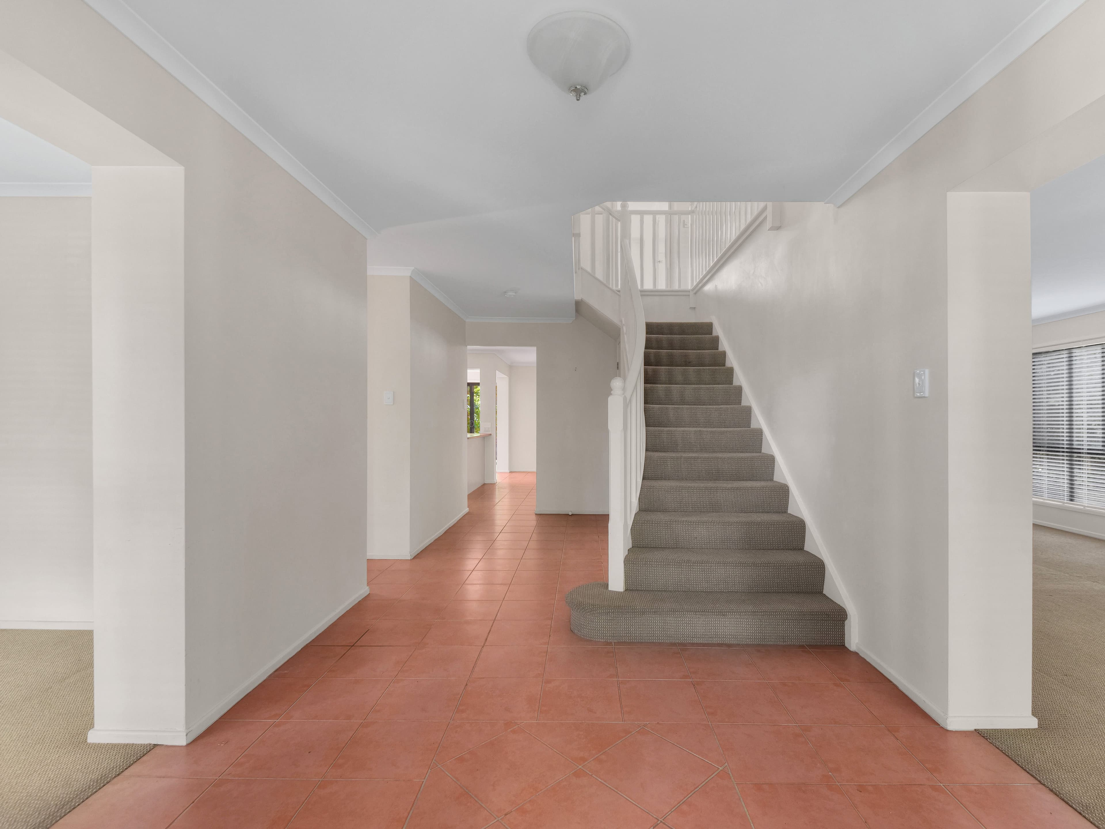 32 Parkway Place, Kenmore QLD 4069, Kenmore - Thumbnail 6