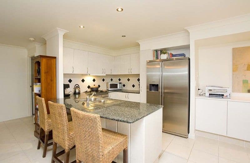 1 Glenquarie Place, THE GAP QLD 4825, The Gap - Thumbnail 3