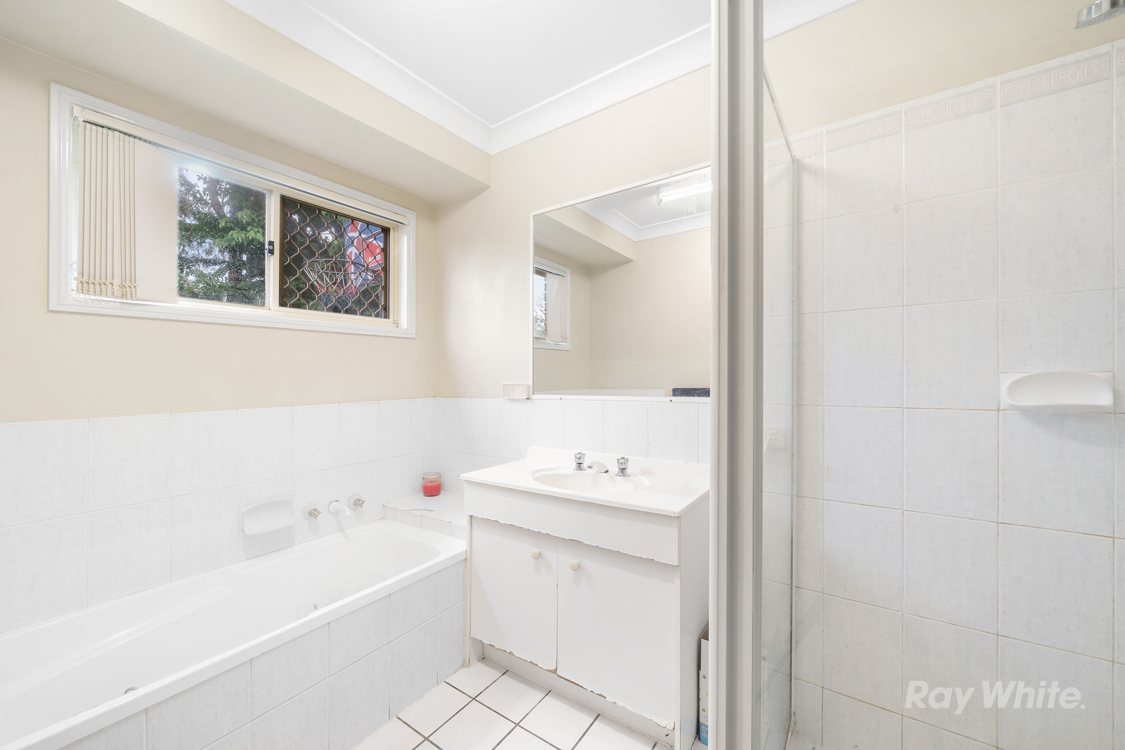 4 Lochore Court, Crestmead QLD 4132, Crestmead - Thumbnail 5