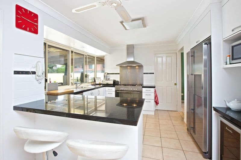 13 Turner Crescent, WELLINGTON POINT QLD 4160, Wellington Point - Thumbnail 3