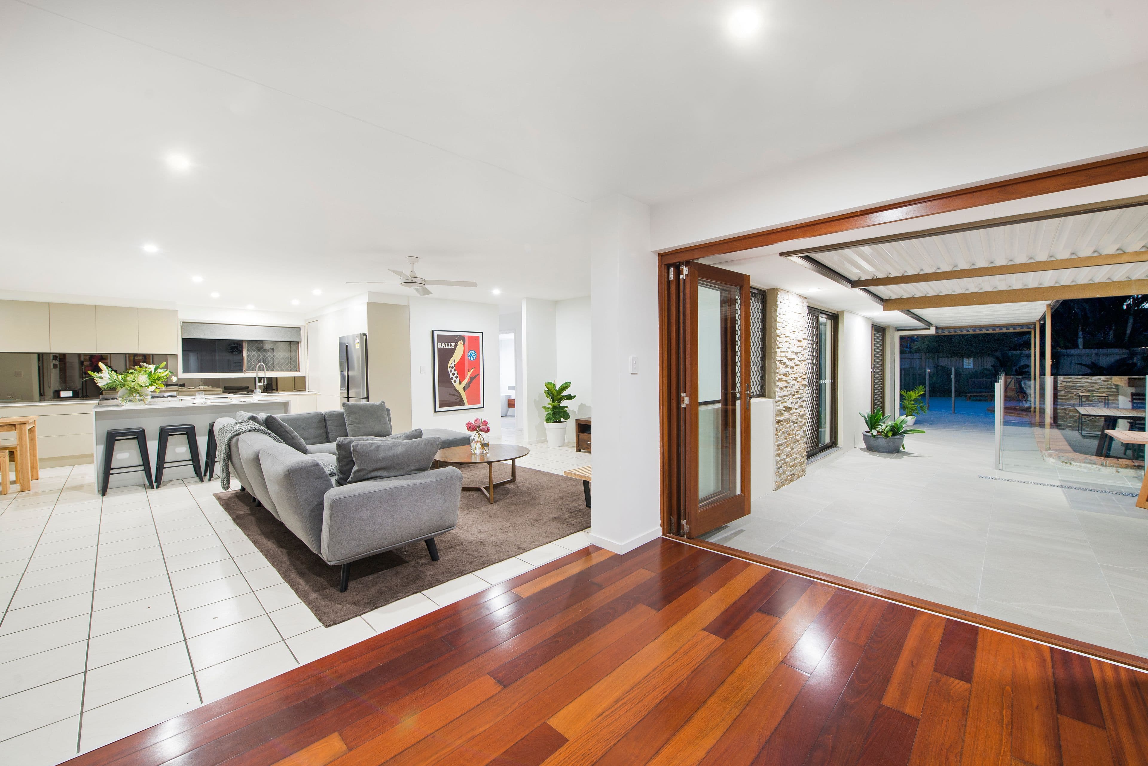 51 Bordeaux Parade, Mermaid Waters QLD 4218, Mermaid Waters - Thumbnail 2