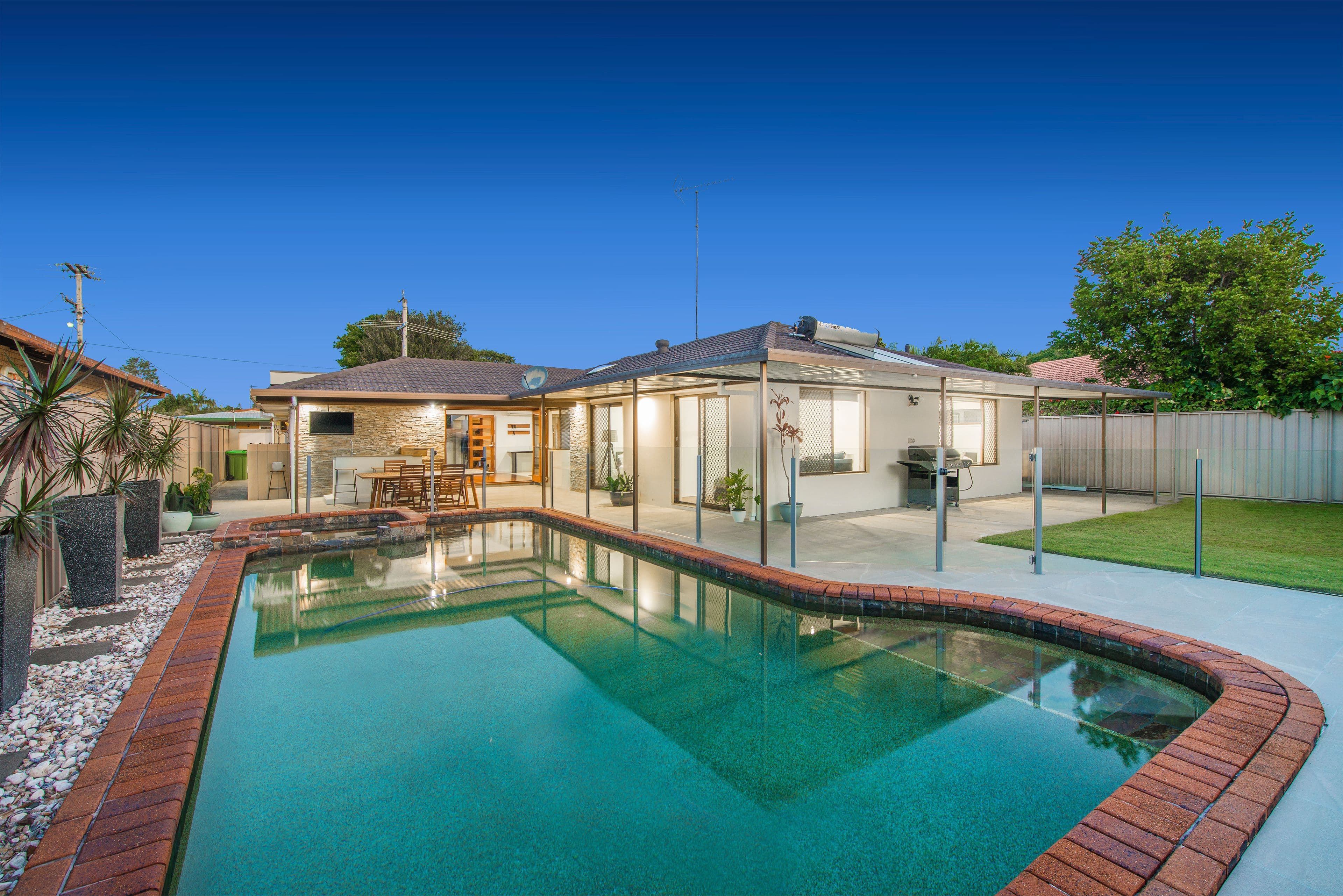51 Bordeaux Parade, Mermaid Waters QLD 4218, Mermaid Waters - Thumbnail 8