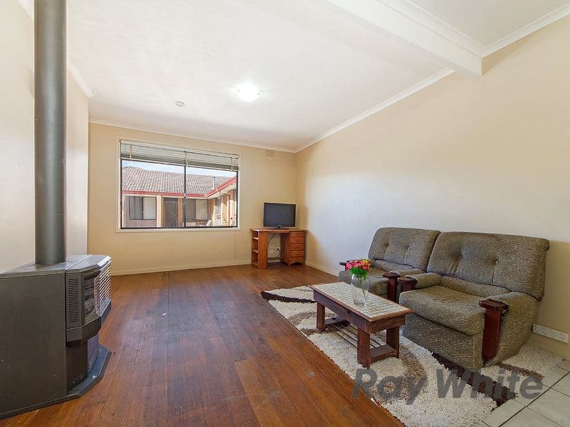 37A West Esplanade, St Albans VIC 3021, St Albans - Thumbnail 3