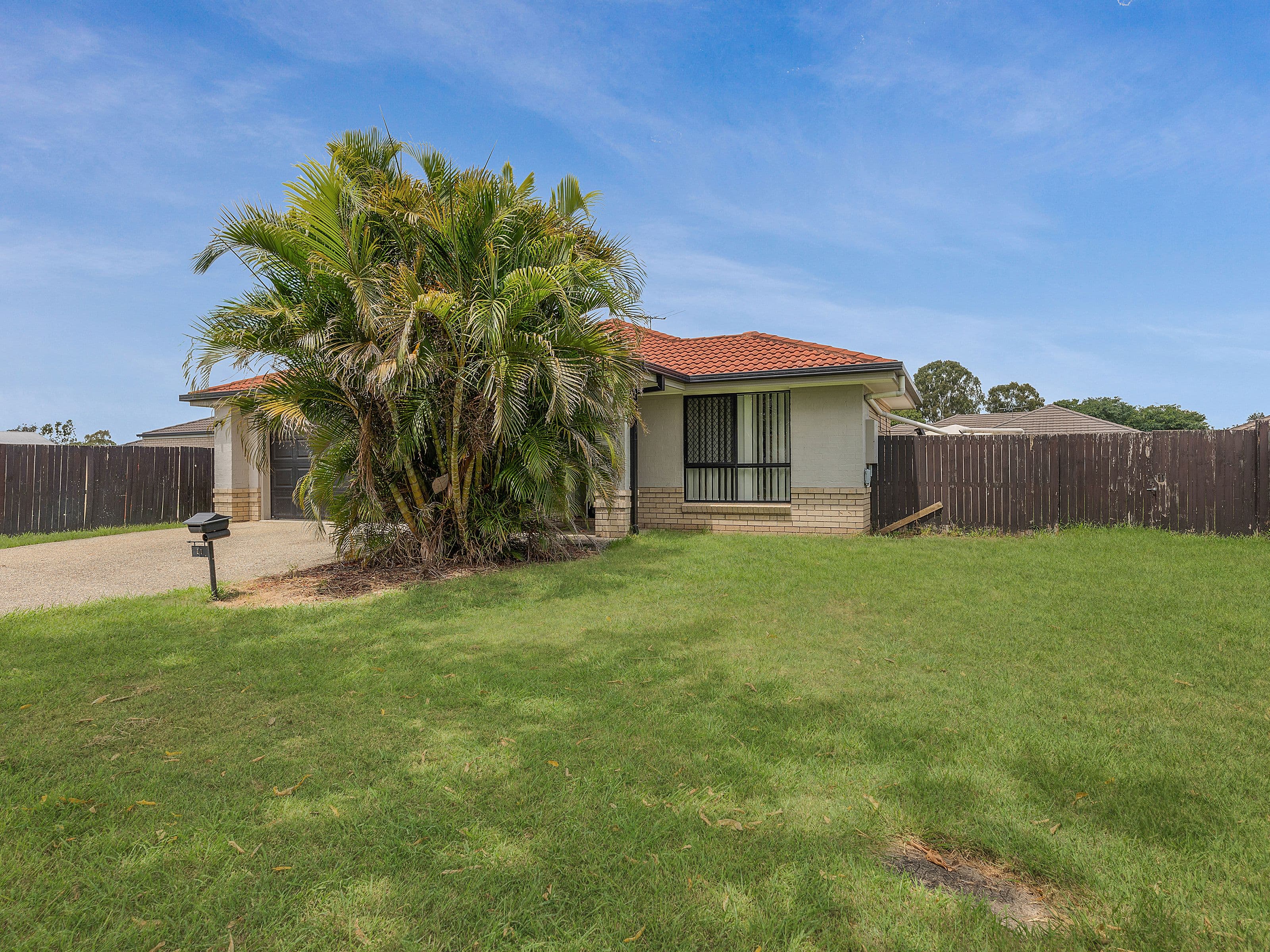 11 Heit Court, North Booval QLD 4304, North Booval - Thumbnail 2