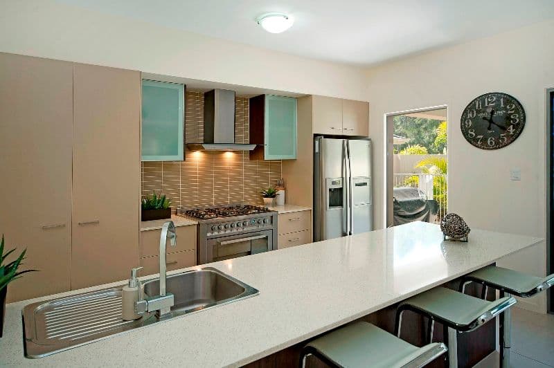 9136 Peter Senior Drive, Hope Island QLD 4212, Hope Island - Thumbnail 8