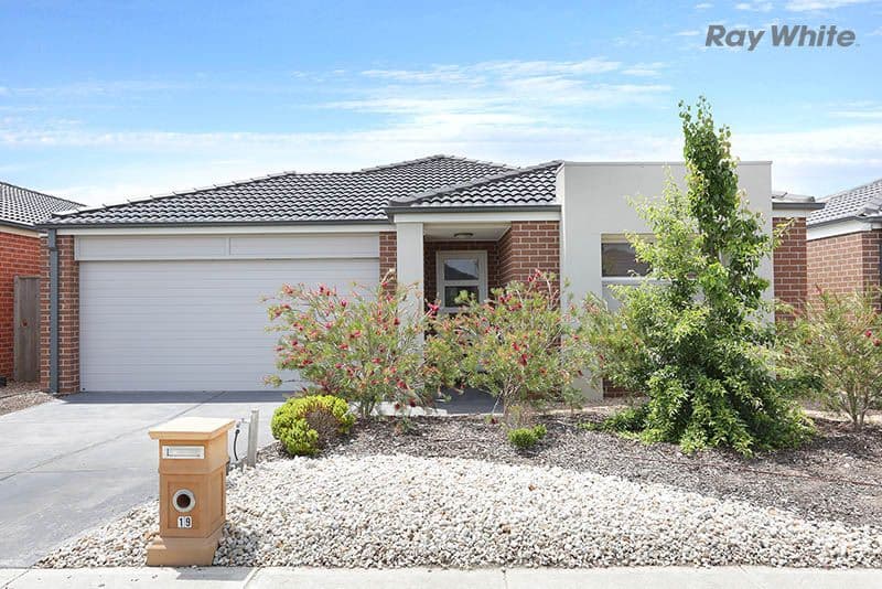 19 Casino Parade, Point Cook VIC 3030, Point Cook - Image 1