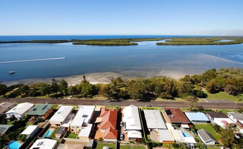 170 Golden Beach Esplanade, CALOUNDRA QLD 4551, Caloundra - Thumbnail 5