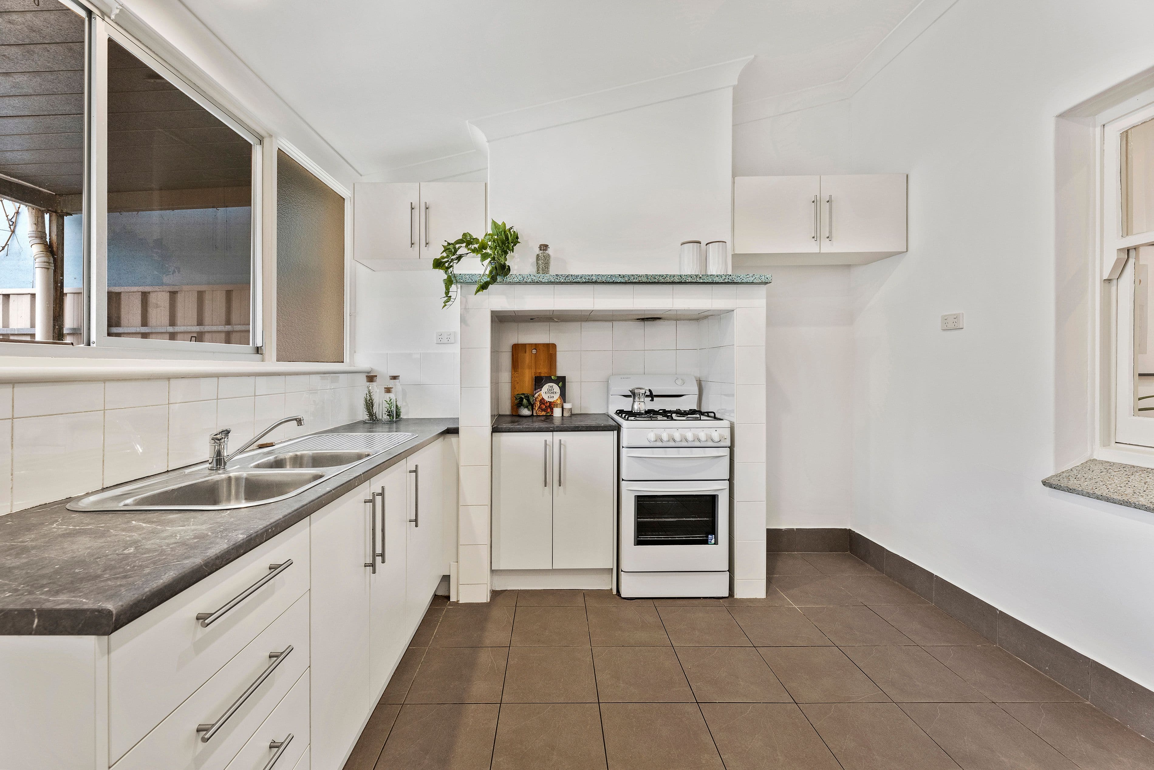15 Abbotsbury Place, Evandale SA 5069, Evandale - Thumbnail 6