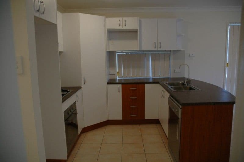 36A Amity Drv - Yes Im a "HOUSE" not a Duplex!, ROTHWELL QLD 4022, Rothwell - Thumbnail 3