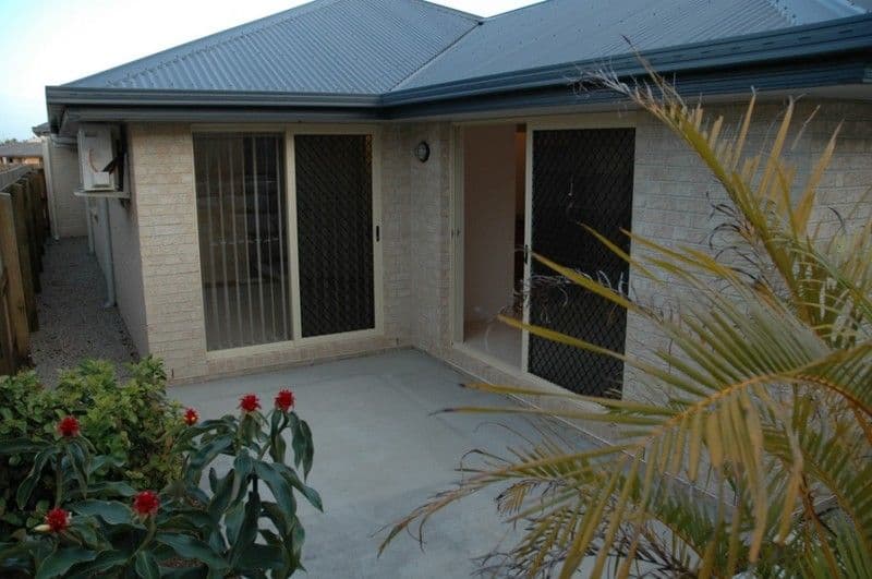 36A Amity Drv - Yes Im a "HOUSE" not a Duplex!, ROTHWELL QLD 4022, Rothwell - Thumbnail 4