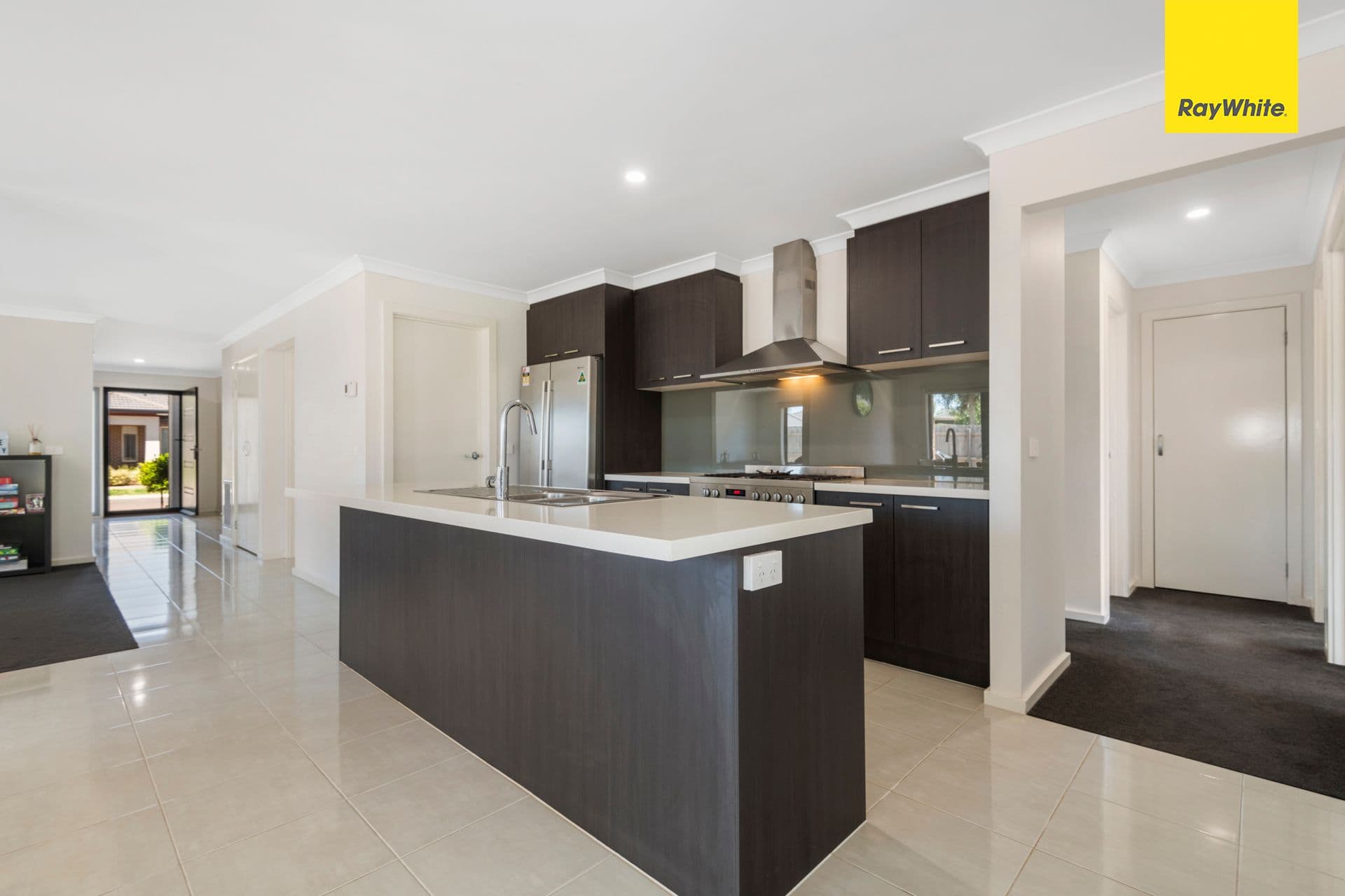 2 Burswood Circuit, HARKNESS VIC 3337, Harkness - Thumbnail 6