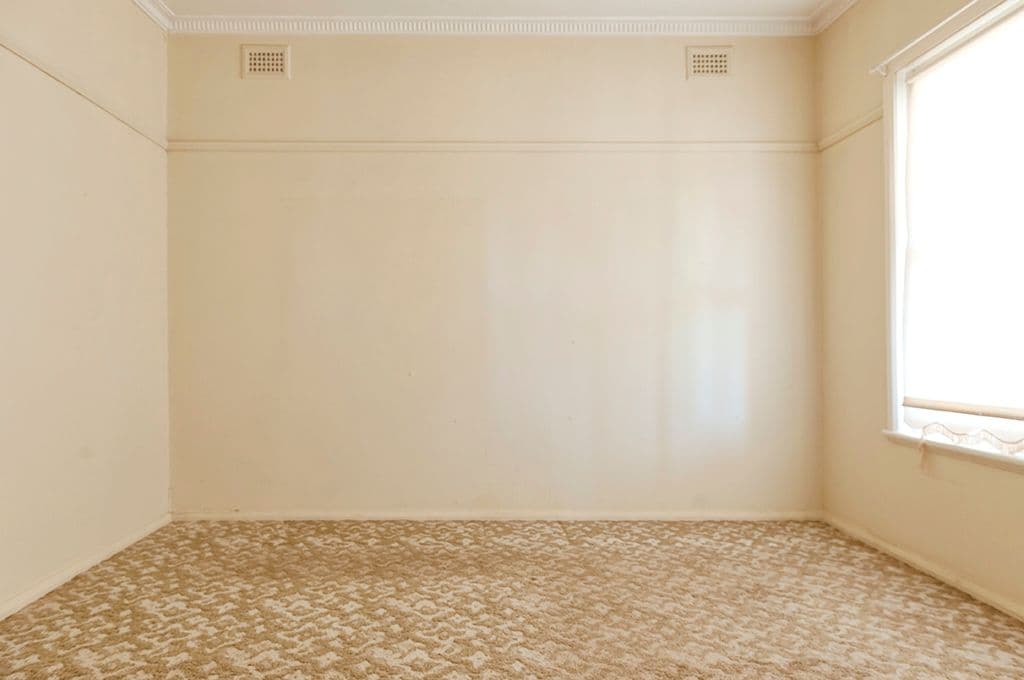 4 Merle Avenue, COOTAMUNDRA NSW 2590, Cootamundra - Thumbnail 3