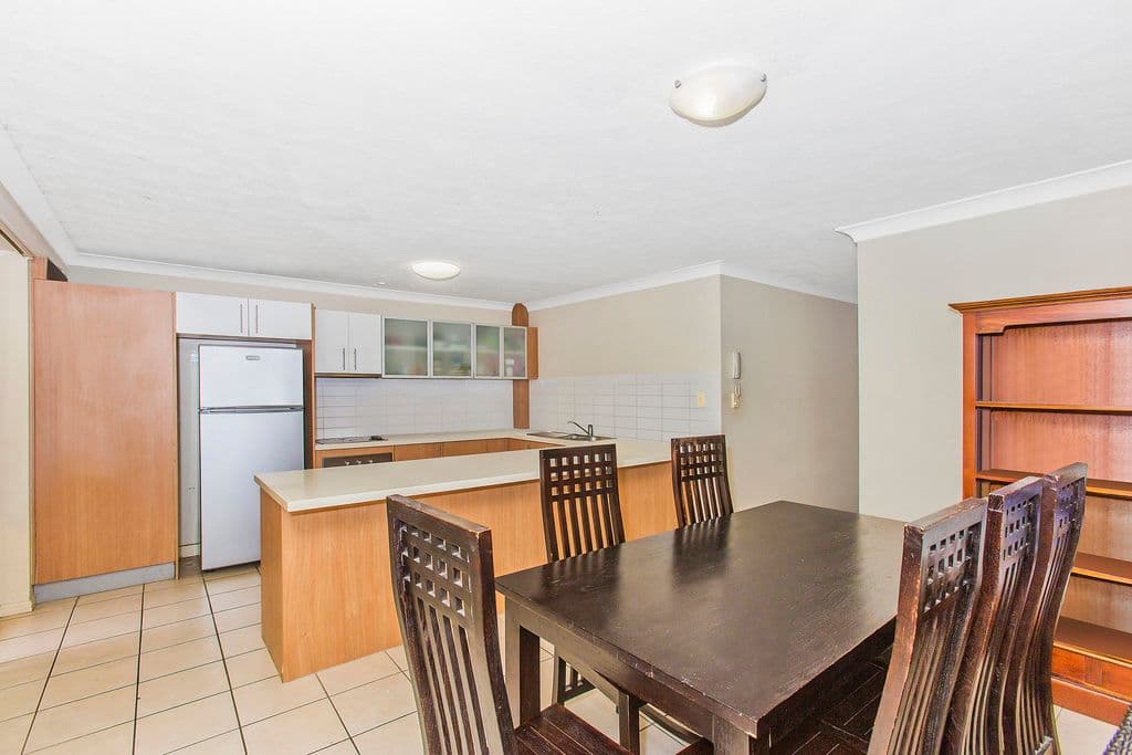 91 McLean Street, COOLANGATTA QLD 4225, Coolangatta - Thumbnail 5