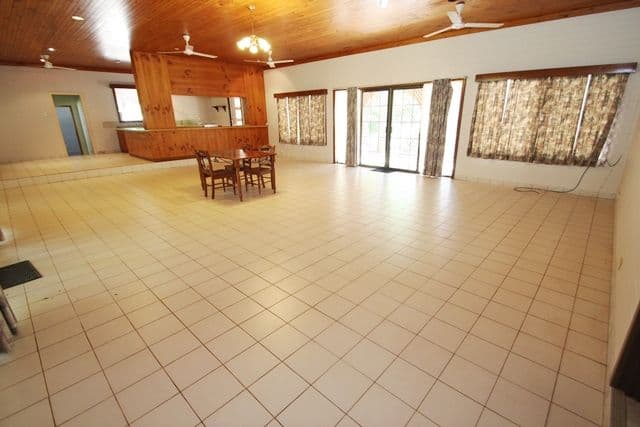 24 Helena Road, KATHERINE NT 0850, Katherine - Thumbnail 3