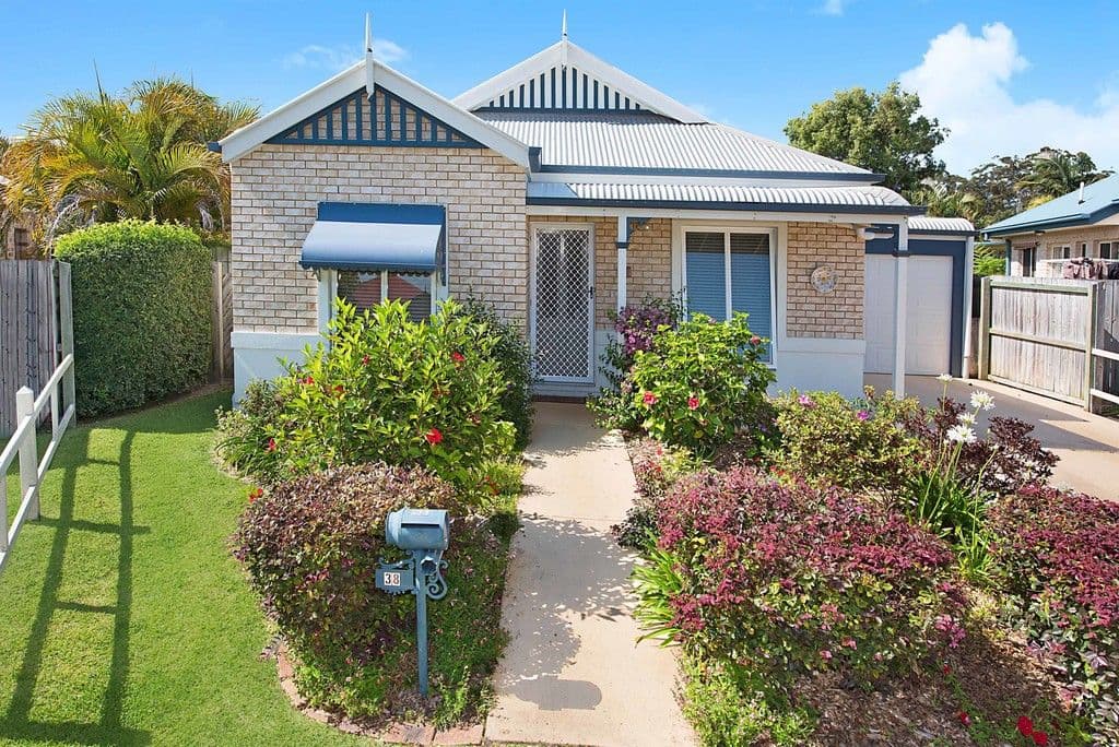 38 Chesterton Crescent, Sippy Downs QLD 4556, Sippy Downs - Thumbnail 2