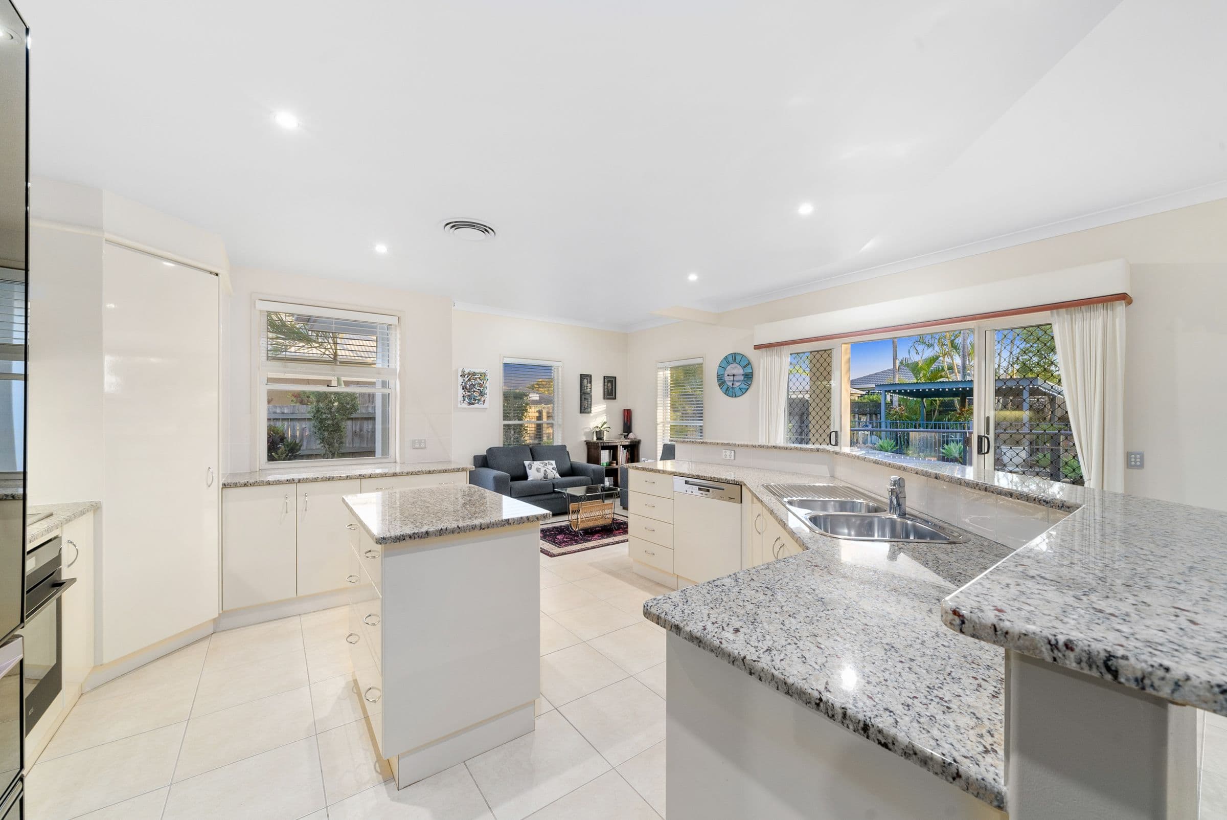 19 Mariner Court, Newport QLD 4020, Newport - Thumbnail 8
