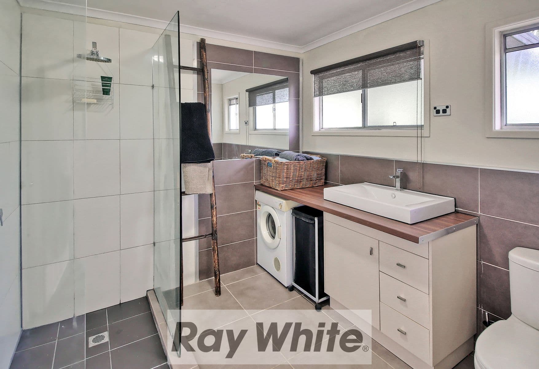 33 Woody Avenue, Kingston QLD 4114, Kingston - Thumbnail 8