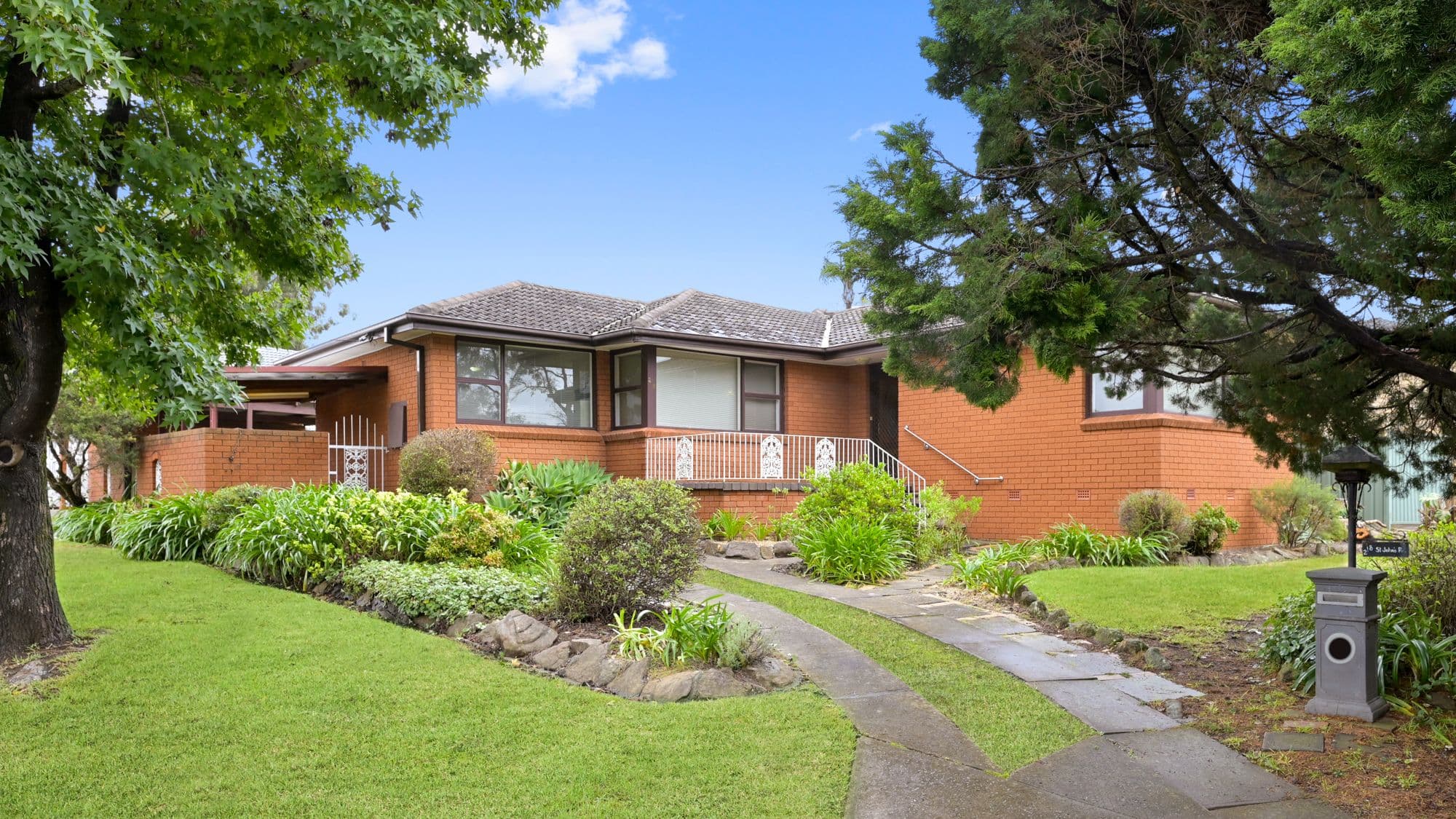 218 St Johns Road, Bradbury NSW 2560, Bradbury - Image 1