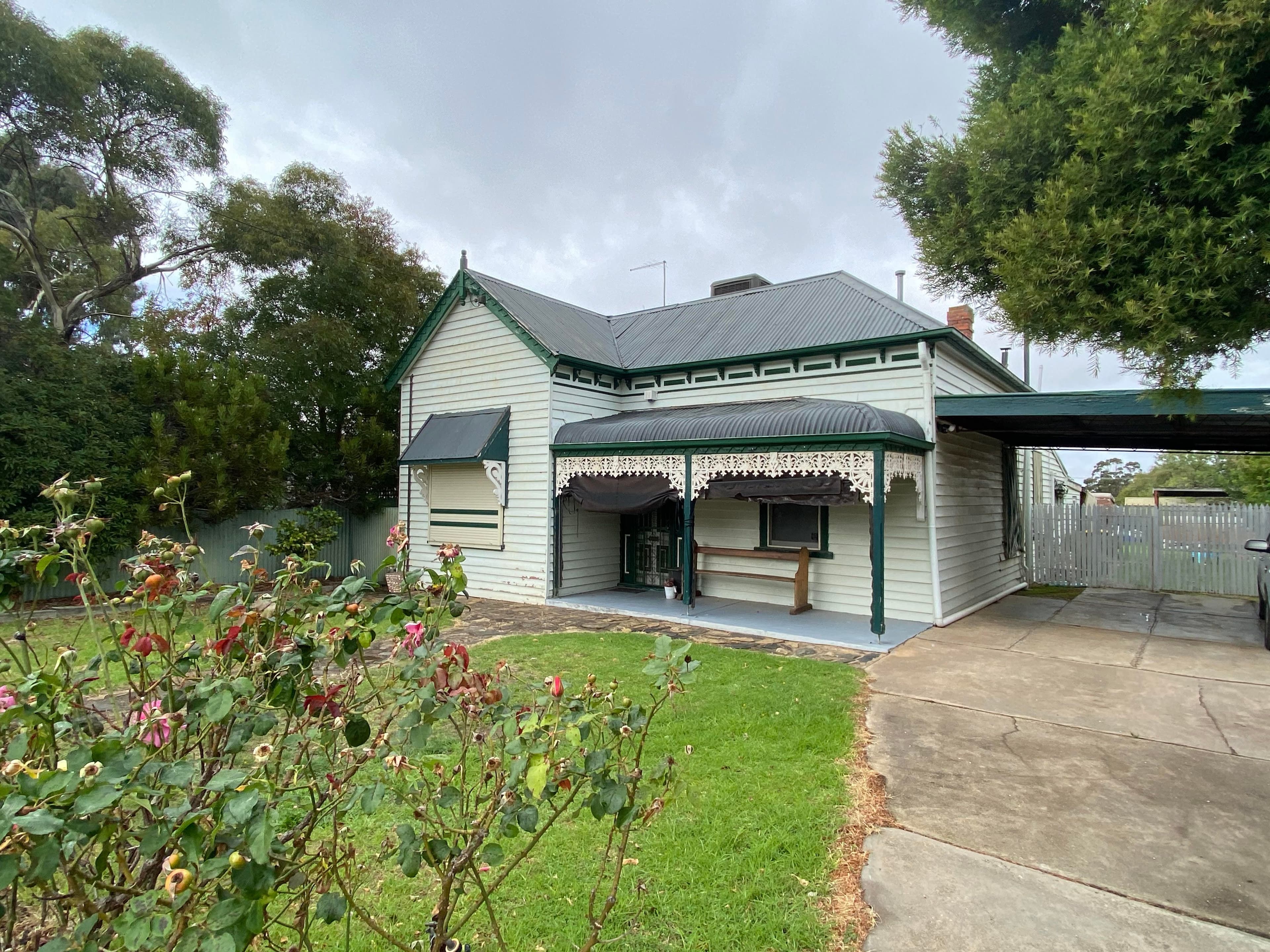 98 Moore Street, Ararat VIC 3377, Ararat - Image 1