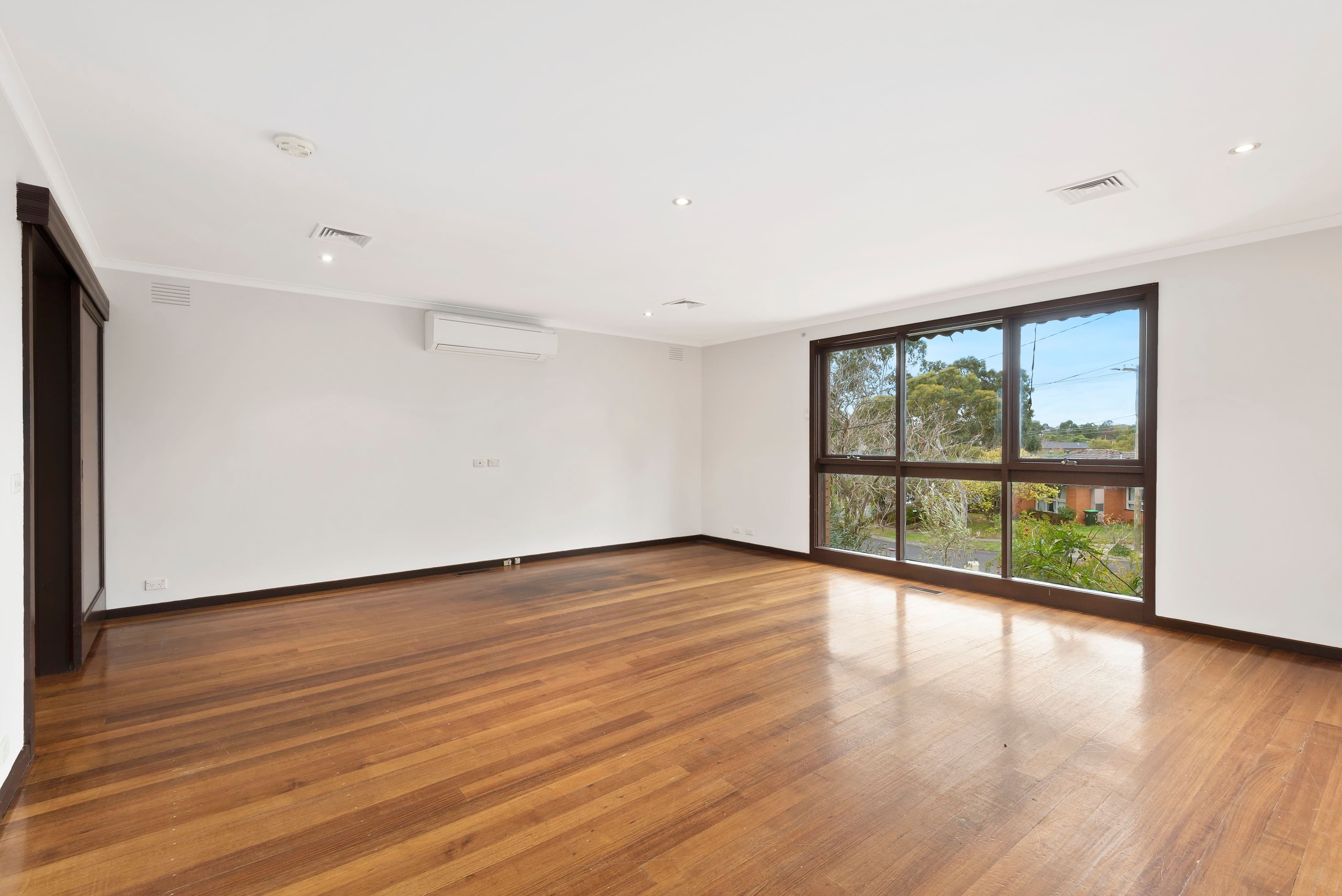 4 Boyland Court, Box Hill North VIC 3129, Box Hill North - Thumbnail 2