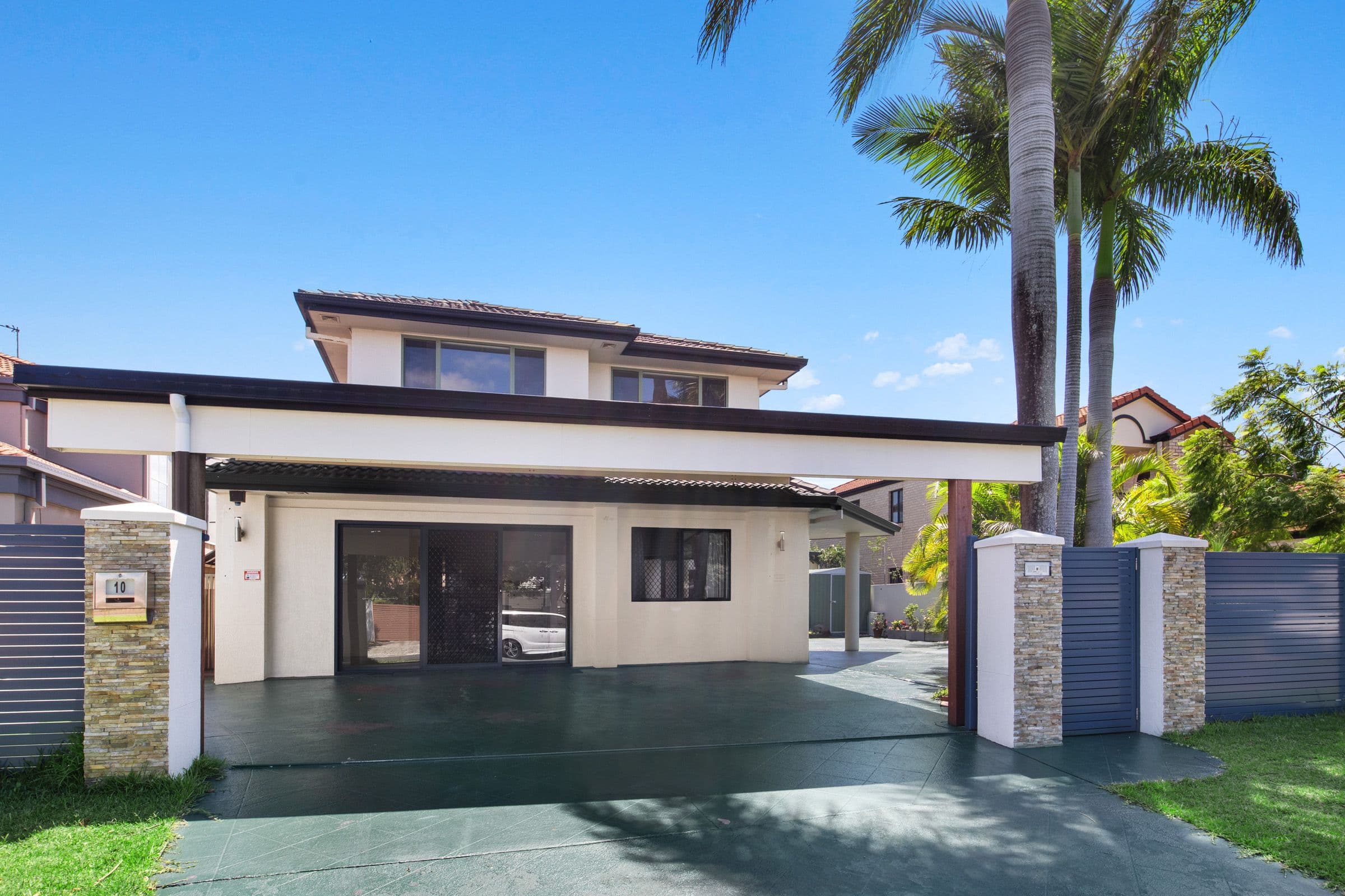 10 Folkstone Place, Runaway Bay QLD 4216, Runaway Bay - Thumbnail 3