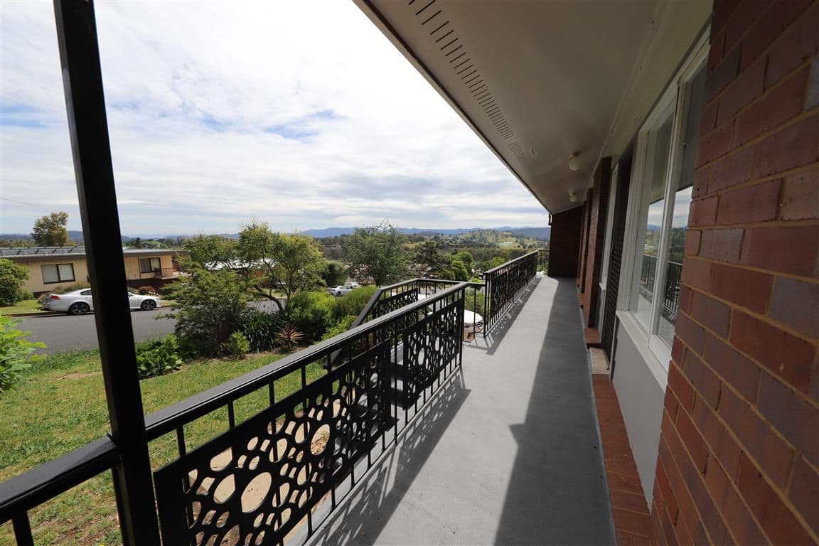 9 Mountain Avenue, Batlow NSW 2730, Batlow - Thumbnail 2