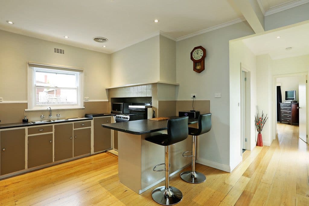 1 Batman Close, Belmont VIC 3216, Belmont - Thumbnail 5