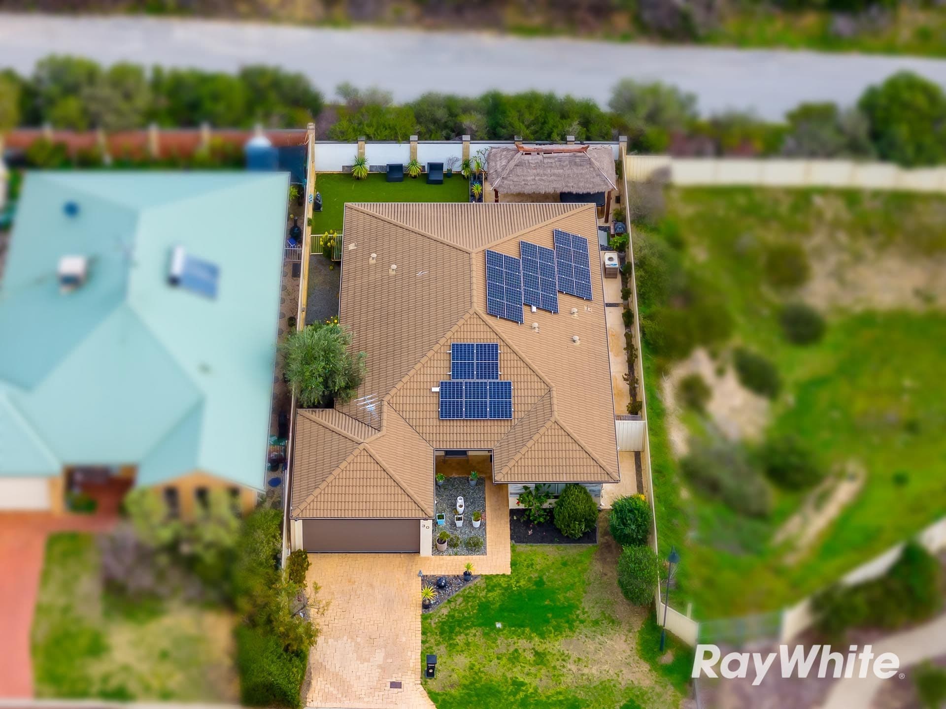 30 Highcliffe Circle, Lakelands WA 6180, Lakelands - Thumbnail 3