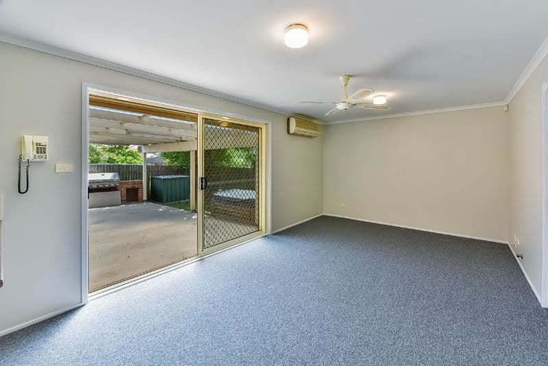 66 Kellar Way Thornlie 6108, Thornlie - Thumbnail 2