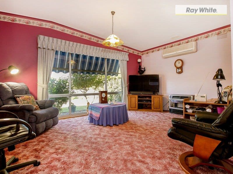198 Ninth Avenue, Rosebud VIC 3939, Rosebud - Thumbnail 2